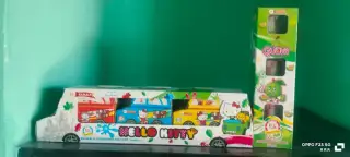 Hello kity bus